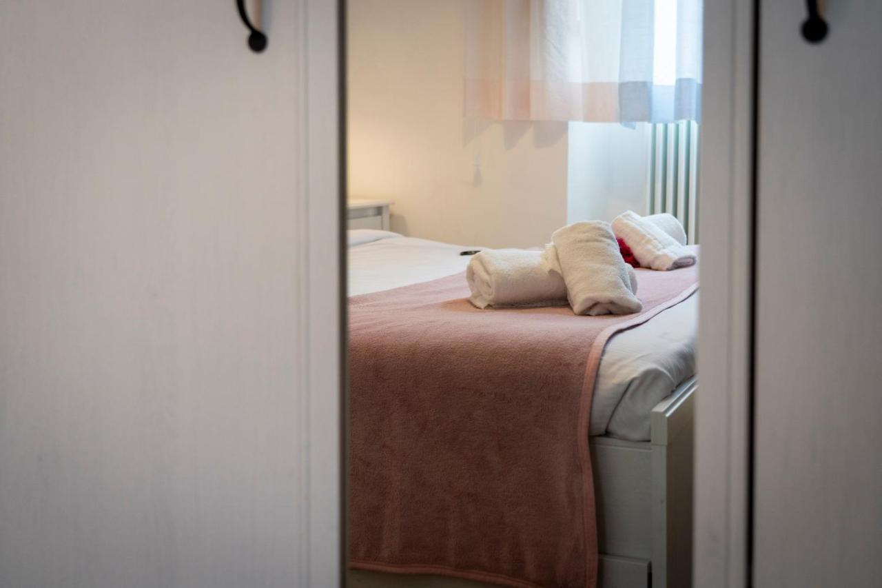 32 Nero - Florence Apartment San Niccolo Экстерьер фото