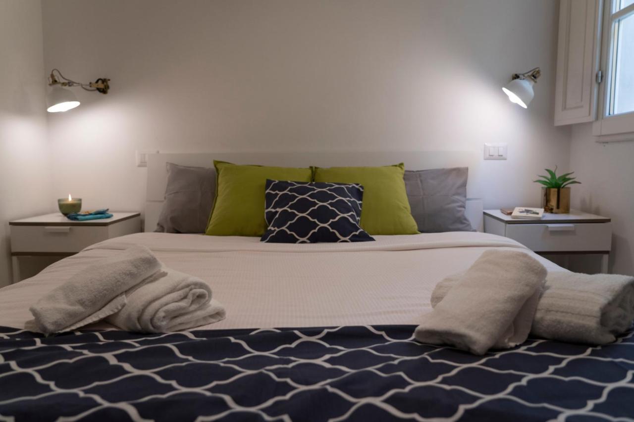 32 Nero - Florence Apartment San Niccolo Экстерьер фото